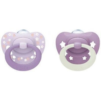NUK First Choice Classic Day & Night – Ορθοδοντικές Πιπίλες Σιλικόνης με Θήκη Μεταφοράς & Αποστείρωσης για Βρέφη 6-18 Μηνών (2 τεμάχια)