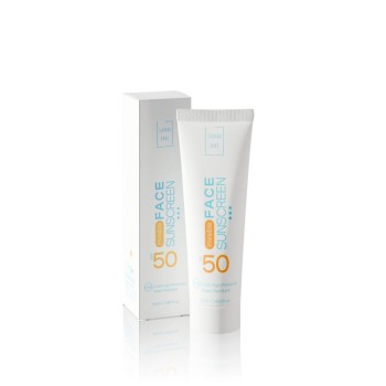 Lavish Care Invisible Sunscreen SPF50 – Διάφανο Αντηλιακό Προσώπου με Βελούδινη Υφή 50ml