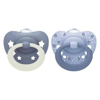 NUK First Choice Classic Day & Night – Ορθοδοντικές Πιπίλες Σιλικόνης με Θήκη Μεταφοράς & Αποστείρωσης για Βρέφη 0-6 Μηνών (2 τεμάχια)