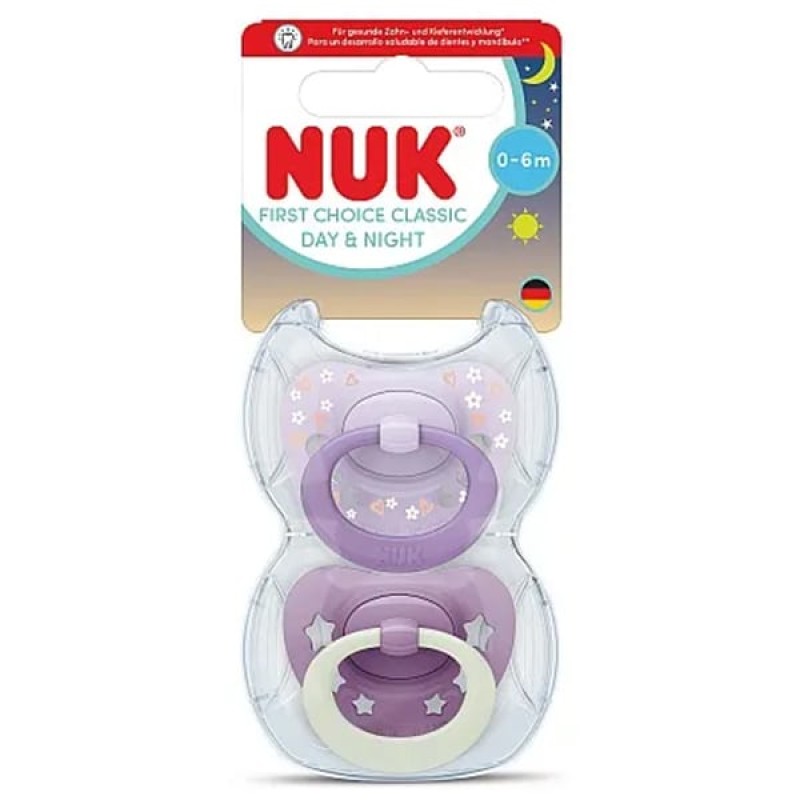 NUK First Choice Classic Day & Night – Ορθοδοντικές Πιπίλες Σιλικόνης με Θήκη Μεταφοράς & Αποστείρωσης για Βρέφη 0-6 Μηνών (2 τεμάχια)
