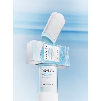 Skin1004 Madagascar Centella Hyalu-Cica Silky Sun Stick Spf 50+Pa+++++ 20gr